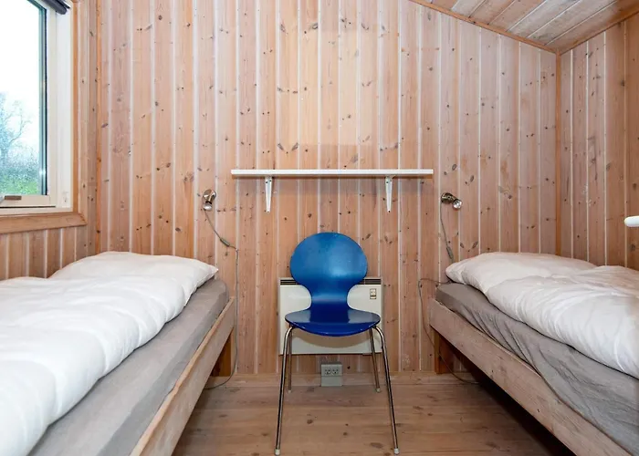 10 Person In Sydals *