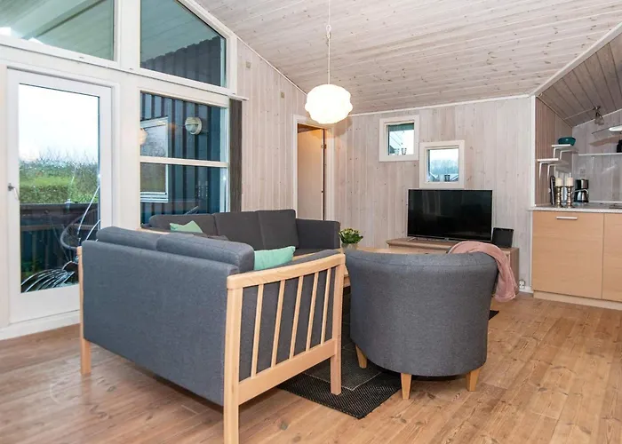 10 Person In Sydals * Sarup